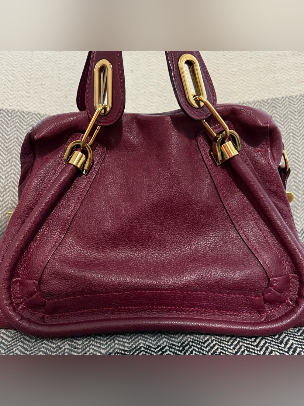 Chloe Medium Paraty Burgundy Handbag - Picture 11 of 16